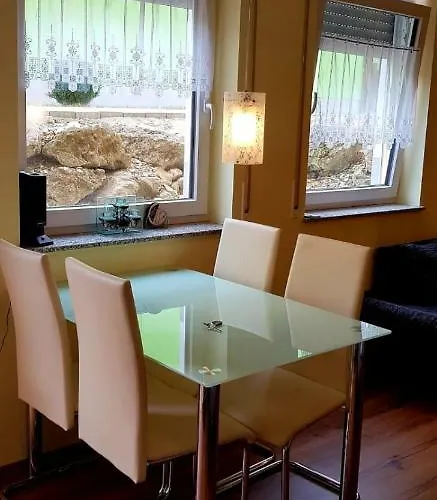 Apartment Hallstadt شقة هلشتات
